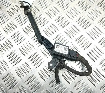 Audi E-tron GT Rear air suspension level height sensor 9J1616571B