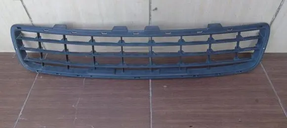 Fiat Punto (188) Front bumper lower grill 735320216