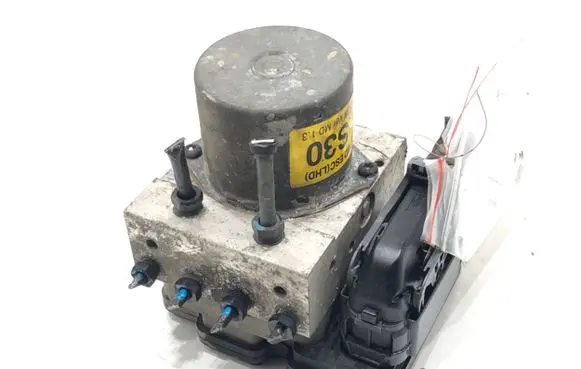 Hyundai Elantra ABS Pump 61589-45200