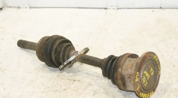Nissan Terrano Front driveshaft 391000F000