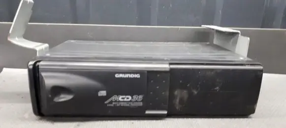 Mercedes-Benz Vito Viano W638 CD/DVD changer a0028205389