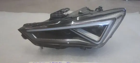 Seat Leon IV Headlight/headlamp 5EG941035C LC43141 148R001BA