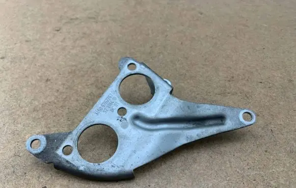 BMW 3 E90 E91 ABS pump bracket 6762762 34506762762