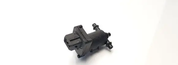Mercedes-Benz C W202 Turbo solenoid valve A2028000178
