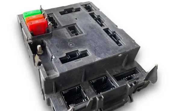 Smart ForTwo II Central body control module A4519001902