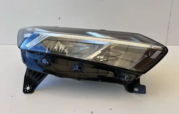 Dacia Sandero III Headlight/headlamp 260101940R