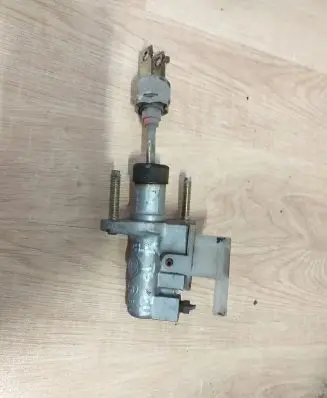 Toyota Celica T230 Clutch master cylinder