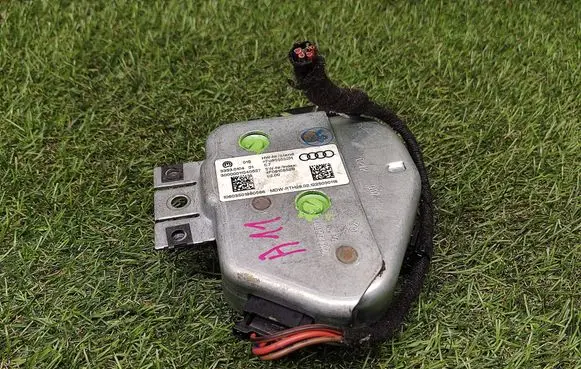 Audi Q7 4L Steering wheel lock 4F0905852H 4F0910852B