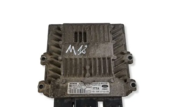 Ford Focus Engine control unit/module 7S6112A650EA 5SW40632A