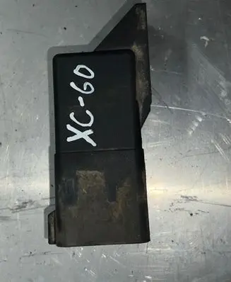 Volvo XC60 Glow plug pre-heat relay 0281003037
