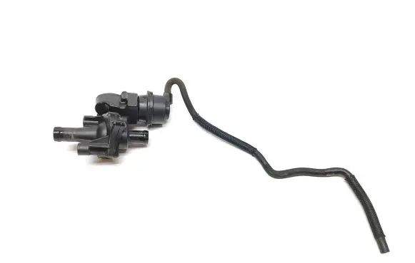 Nissan NV400 Thermostat 922304507R