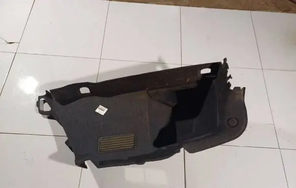Audi A4 S4 B6 8E 8H Other trunk/boot trim element 8E5863887A