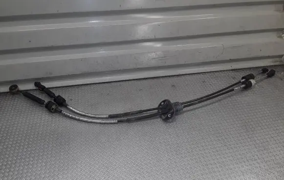 Ford Focus Gear shift cable linkage 4M5R7E395HD