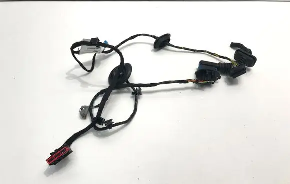 Volvo XC40 Rear door wiring loom 32343233