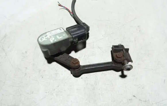 Audi Q7 4L Air suspension front height level sensor 7L0616214B