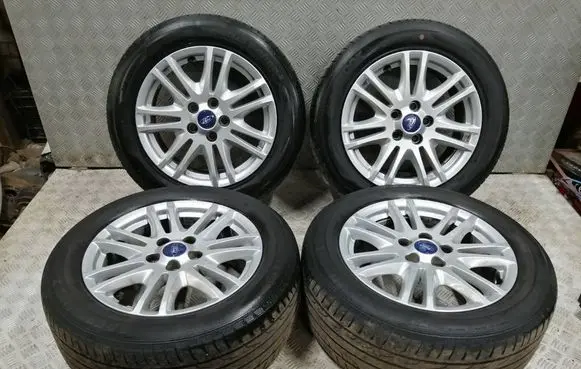 Ford Focus R16 alloy rim 