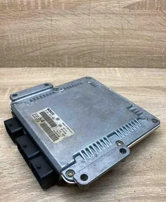 Peugeot 307 Engine control unit/module ECU 9647472780 0281011081
