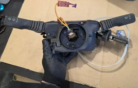 Opel Astra H Multifunctional control switch/knob 93184341 498990969