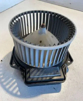 Mitsubishi Outlander Heater fan/blower 8434012G