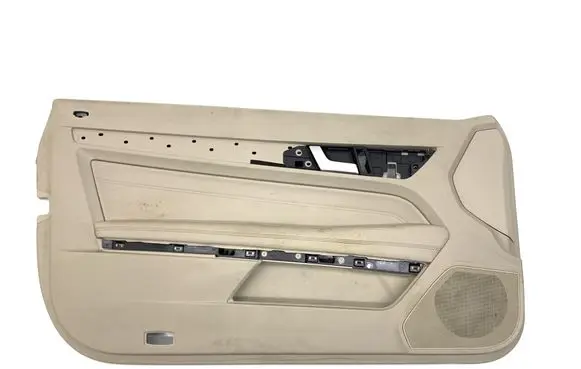 Mercedes-Benz E A207 Front door card panel trim 792022057 A2077200751