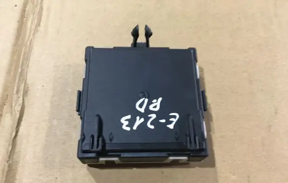 Mercedes-Benz E W213 Door control unit/module A2139004409