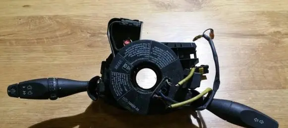 Ford Mondeo Mk III Airbag slip ring squib (SRS ring) 1s7t14a664aa 1s7t-14a664-aa