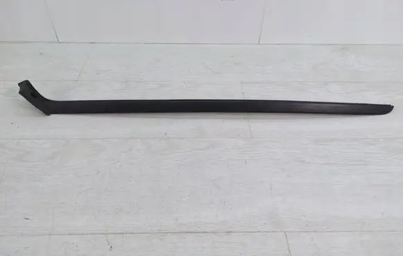 Peugeot 308 Windshield trim 98355044XT