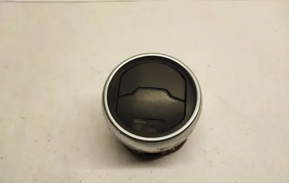 Ford Mustang VI Dashboard air vent grill cover trim FR3B19C682A