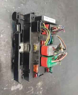 Citroen Xsara Picasso BSM Control unit 9650664180