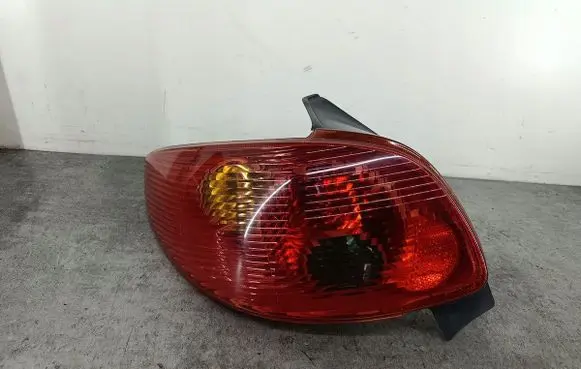 Peugeot 206 Rear/tail lights 