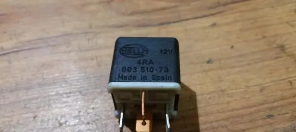 Volvo S40, V40 Other relay 9130269 4ra003510-73