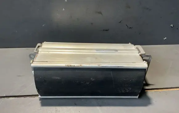 Volkswagen Golf IV Passenger airbag 11739504