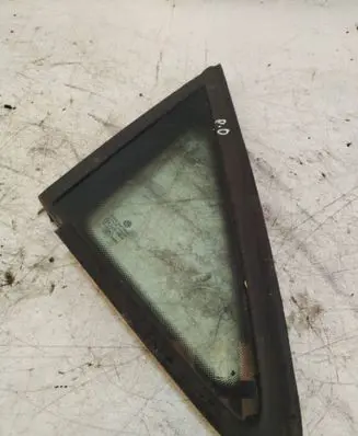 Volkswagen Touran I Front triangle window/glass DOT24M68AS2 E000255 43R00048