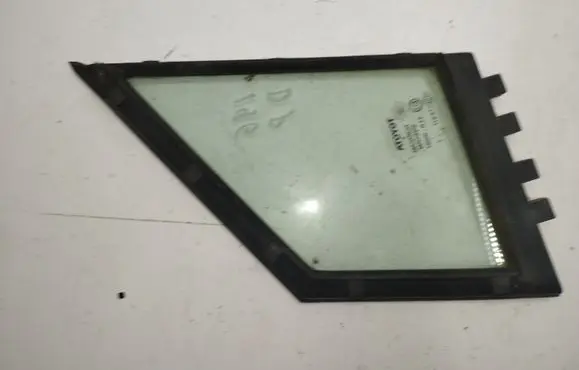 Toyota Corolla Verso AR10 Front door vent window glass four-door 682150F010