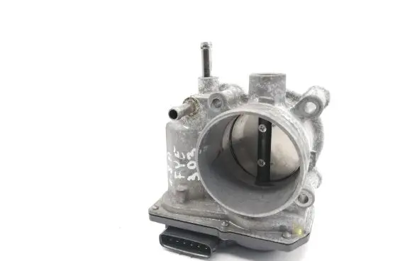 Toyota Verso-S Throttle valve 220300T050