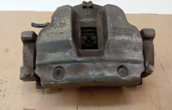 Volvo XC60 Front brake caliper 31471664