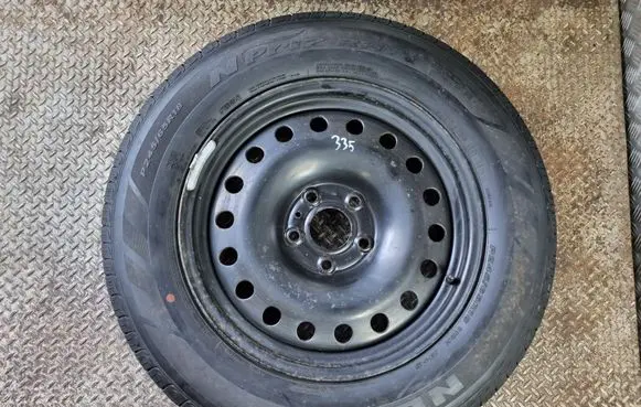 Dodge Durango III R18 spare wheel 