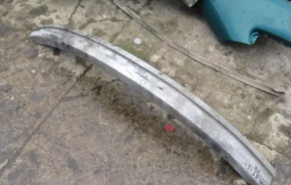 Volkswagen PASSAT B5 Front bumper cross member