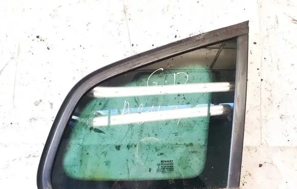Renault Laguna III Rear side window