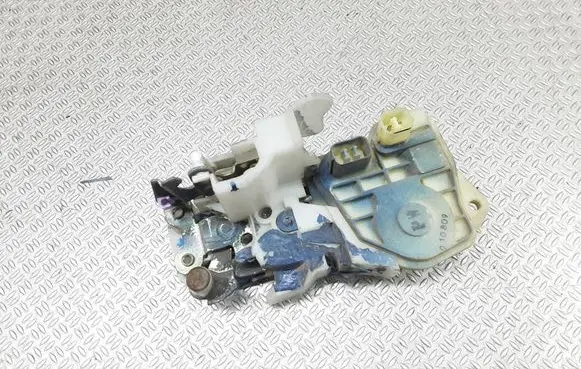 Honda Stream Rear door lock