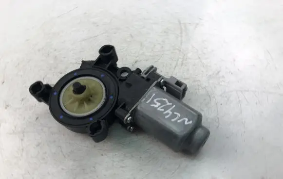 Volkswagen Up Front door window regulator motor 6RU959801