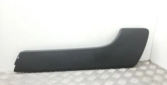 Audi A3 S3 8P Front door trim bar 
