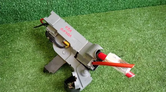 Volvo V60 Fuse module 32200086