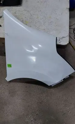 Renault Master III Fender 631000936R