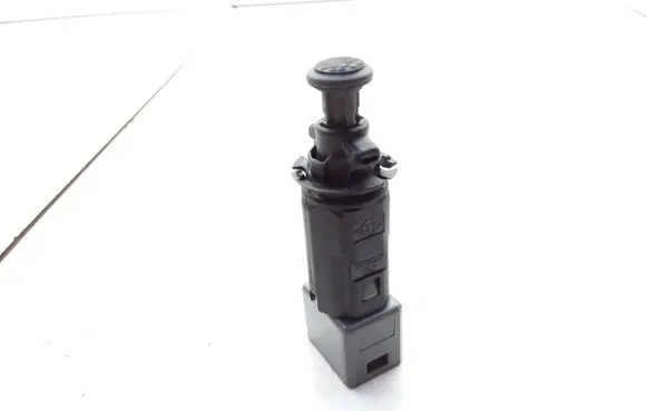 Renault Espace - Grand espace IV Brake pedal sensor switch 110894