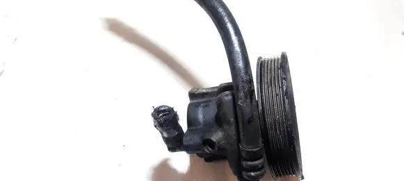 Opel Astra F Power steering pump