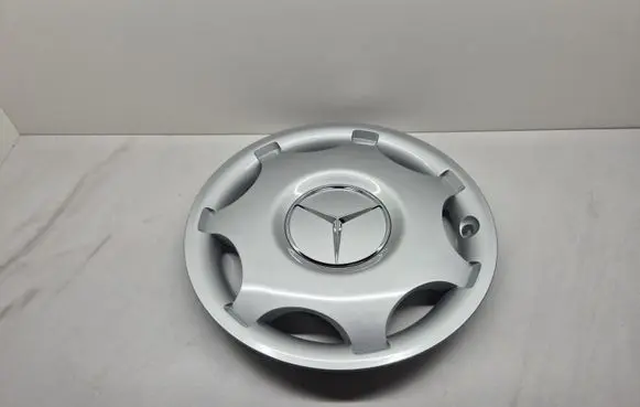 Mercedes-Benz C W203 R15 wheel hub/cap/trim 2034010024