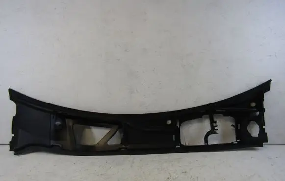 Audi Q8 Wiper trim 4M8819401