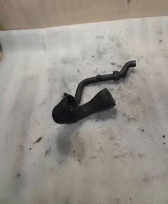 Audi A4 S4 B5 8D Turbo air intake inlet pipe/hose 