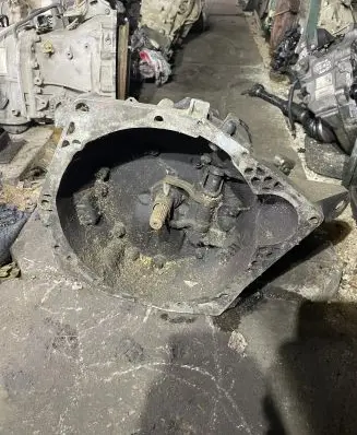 Renault Espace I Manual 5 speed gearbox 7700598990